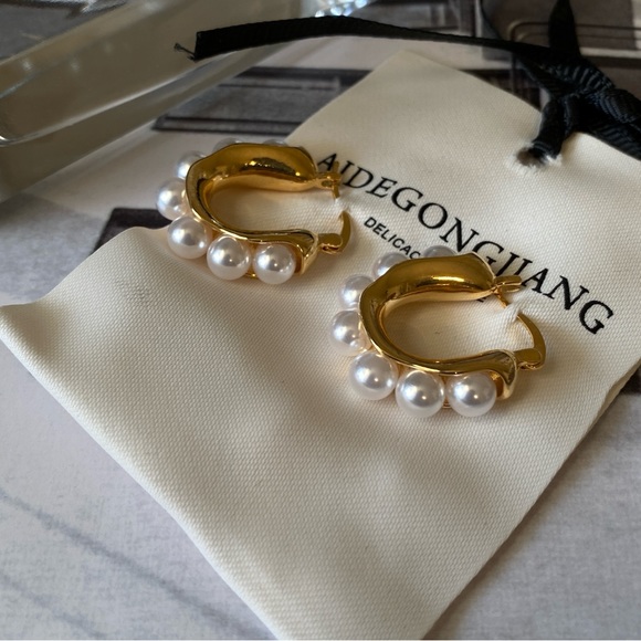 Gold-plated earrings - Picture 2 of 2